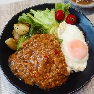 6/8ガパオの日（タイ王国）ガパオ風ライス食べよ～